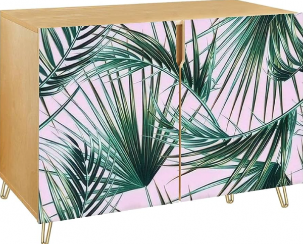 Lemari dengan pola bunga dan dedaunan yang memberikan sentuhan alami